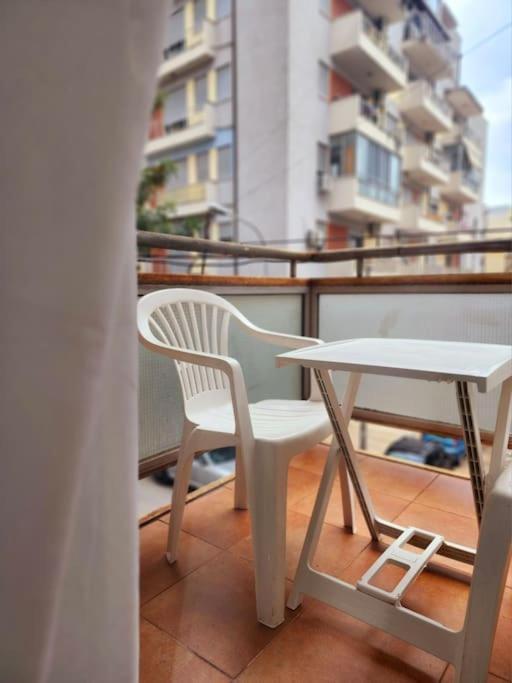 One Bd Flat Near Center With 24H Self Check In Apartment Tiranë Ngoại thất bức ảnh